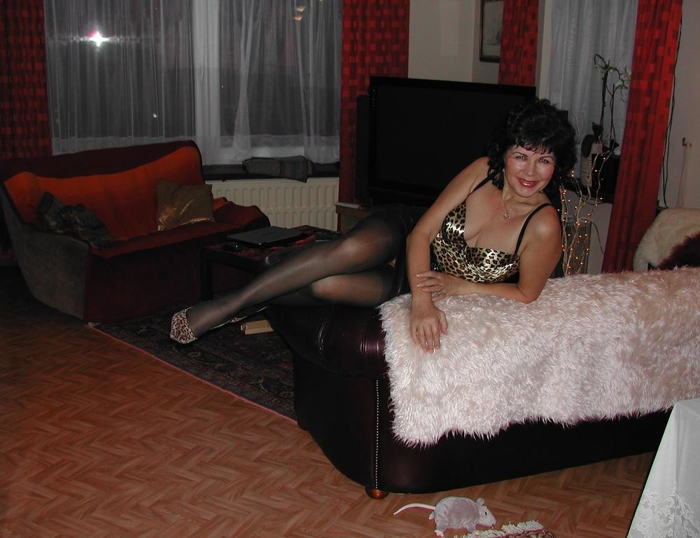 Chaleur et Complicité à Saint-Germain-en-Laye rencontre-Cougar-Paris