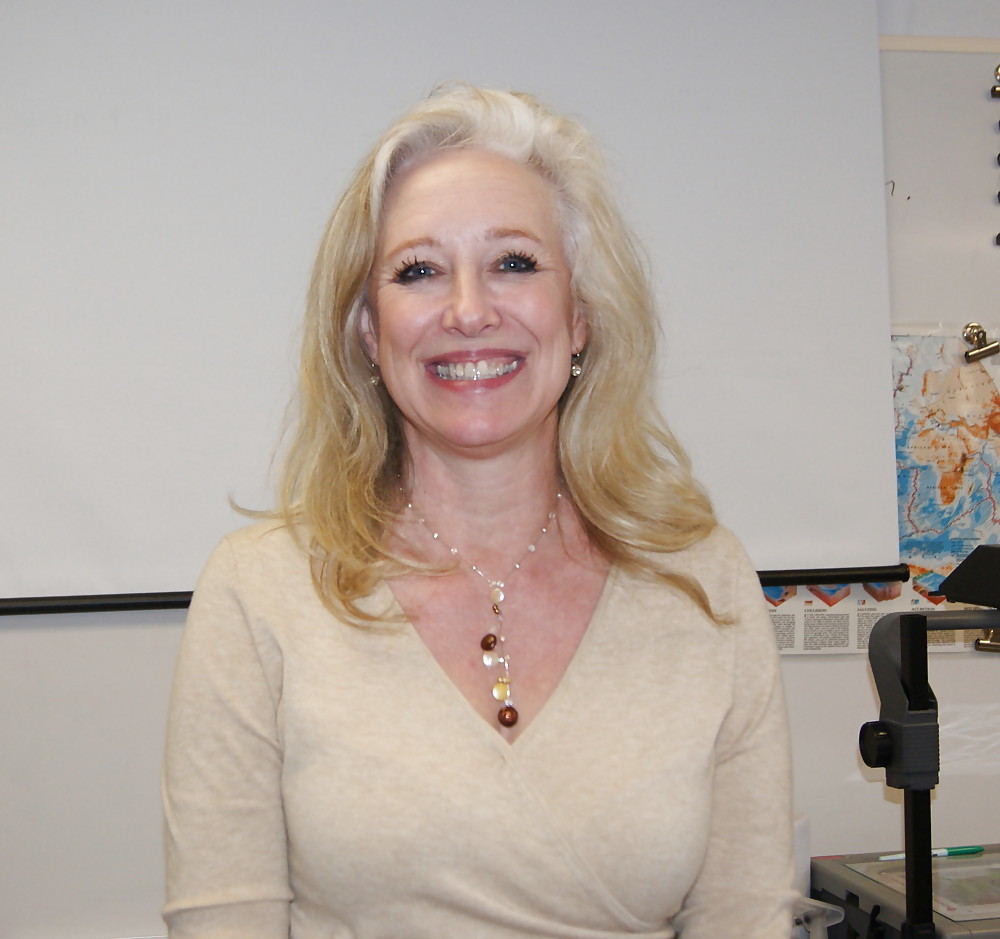 Rencontre torride au téléphone avec une soumise européenne ! rencontre-Cougar-Rennes