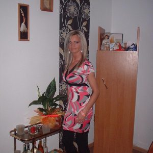 Julie - rencontre-Cougar-Paris
