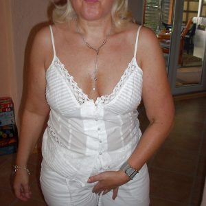 Les soirées cocooning me font vibrer Juliette - rencontre-Milf-Saint-Maur-des-Fossés