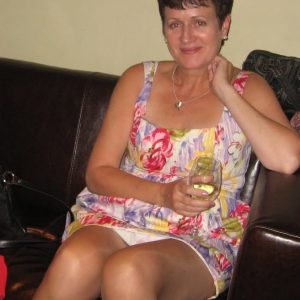Femme en quête de fun Estelle - rencontre-Cougar-Bourges