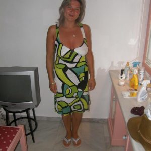 Je me cache ce soir Lina - rencontre-Cougar-Issy-les-Moulineaux