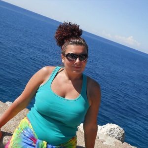 Besoin d’un étalon pour exalter mes désirs Malika - rencontre-Milf-Bourges