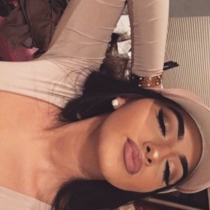 Un verre pour commencer 🍷 Dounia - rencontre-Beurette-Charleville-Mézières