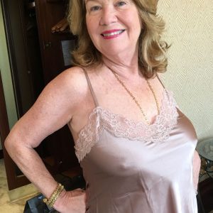 Muriel 63 ans cherche son partenaire pour le Cap d’Agde Muriel - rencontre-Cougar-Martigues