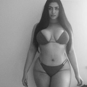Pas de mecs qui se prennent la tête Karima - rencontre-Cougar-Massy