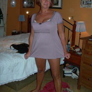 Ce soir je veux être baisée comme une bête Marjorie - rencontre-Cougar-Nantes