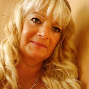 Si tu cherches une femme mûre et libéré Claudette - rencontre-Cougar-Rennes