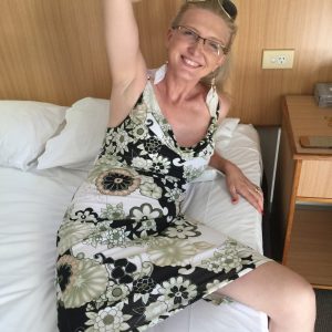 Moi c’est Léna et j’attends que tu passes la porte 🔥 Léna - rencontre-Milf-Dijon